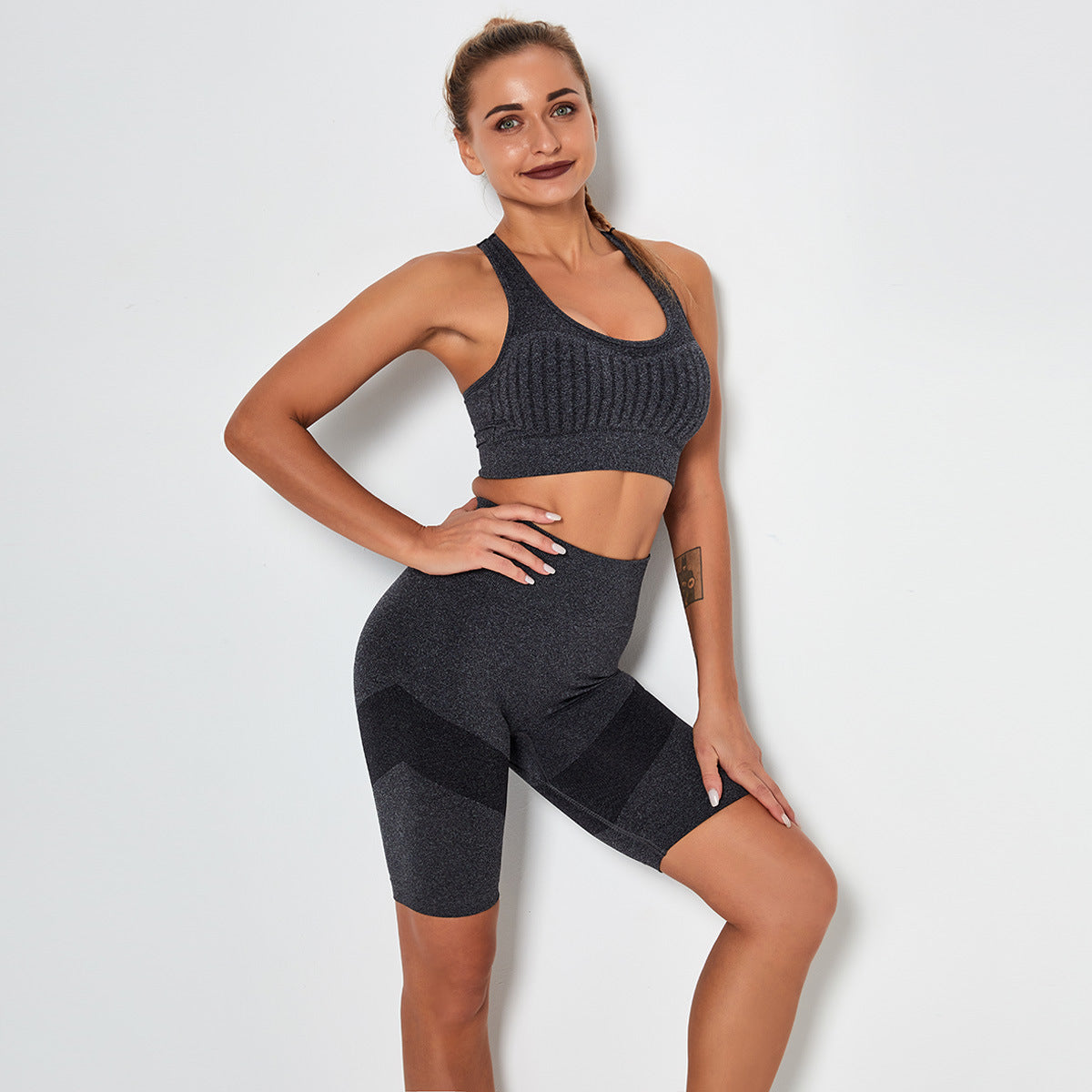 Seamless Knitted Sexy Breathable Shorts Bra Yoga Set